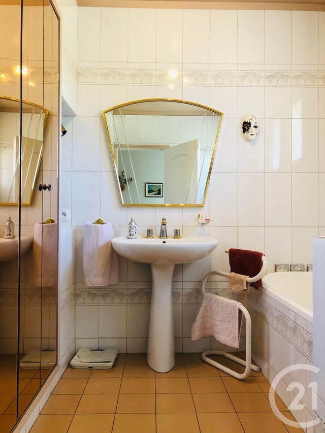 Afficher la photo en grand maison à vendre - 5 pièces - 161.0 m2 - CHARNOZ SUR AIN - 01 - RHONE-ALPES - Century 21 Déclic Immobilier