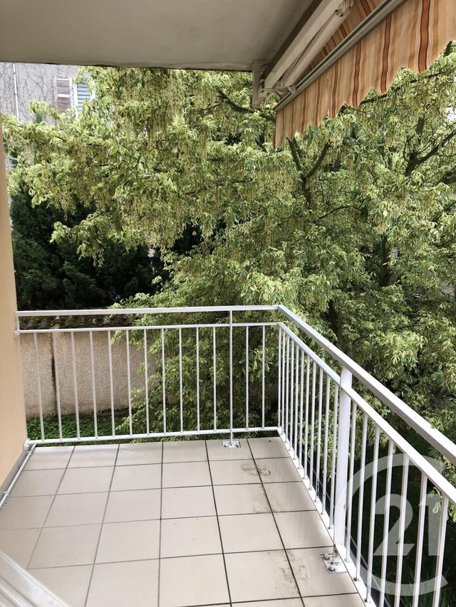 Afficher la photo en grand Appartement T2 à louer - 2 pièces - 57.03 m2 - MEXIMIEUX - 01 - RHONE-ALPES - Century 21 Déclic Immobilier