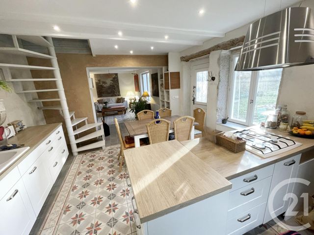 maison - ST MAURICE DE GOURDANS - 01