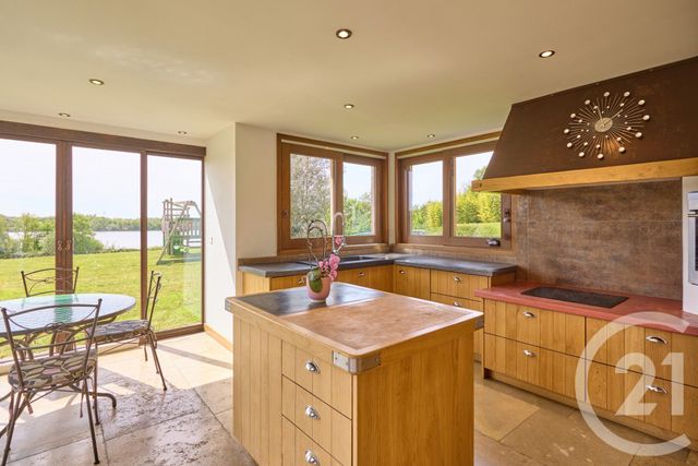 maison à vendre - 12 pièces - 381.0 m2 - VERSAILLEUX - 01 - RHONE-ALPES - Century 21 Déclic Immobilier