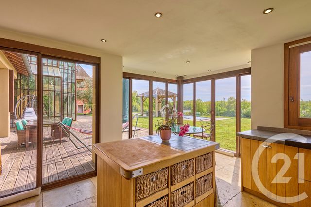 maison à vendre - 12 pièces - 381.0 m2 - VERSAILLEUX - 01 - RHONE-ALPES - Century 21 Déclic Immobilier