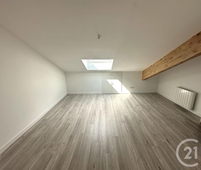 Appartement F4 à vendre - 4 pièces - 84.0 m2 - CHARNOZ SUR AIN - 01 - RHONE-ALPES - Century 21 Déclic Immobilier