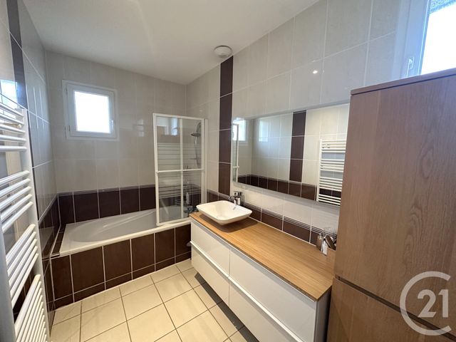 maison à vendre - 5 pièces - 221.16 m2 - ST MAURICE DE GOURDANS - 01 - RHONE-ALPES - Century 21 Déclic Immobilier