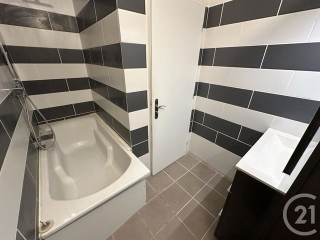 Afficher la photo en grand maison à vendre - 4 pièces - 115.0 m2 - RIGNIEUX LE FRANC - 01 - RHONE-ALPES - Century 21 Déclic Immobilier