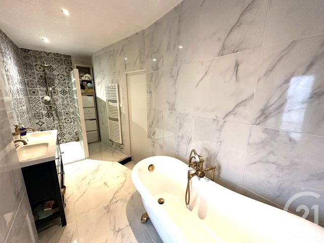 maison à vendre - 9 pièces - 236.78 m2 - VILLIEU LOYES MOLLON - 01 - RHONE-ALPES - Century 21 Déclic Immobilier