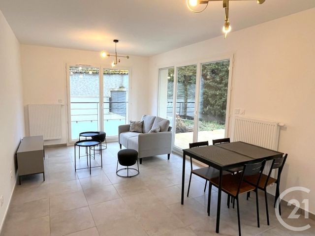 Afficher la photo en grand Appartement T3 à vendre - 3 pièces - 62.38 m2 - MEXIMIEUX - 01 - RHONE-ALPES - Century 21 Déclic Immobilier