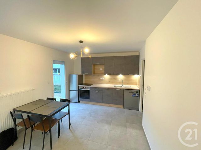 Afficher la photo en grand Appartement T3 à vendre - 3 pièces - 62.38 m2 - MEXIMIEUX - 01 - RHONE-ALPES - Century 21 Déclic Immobilier