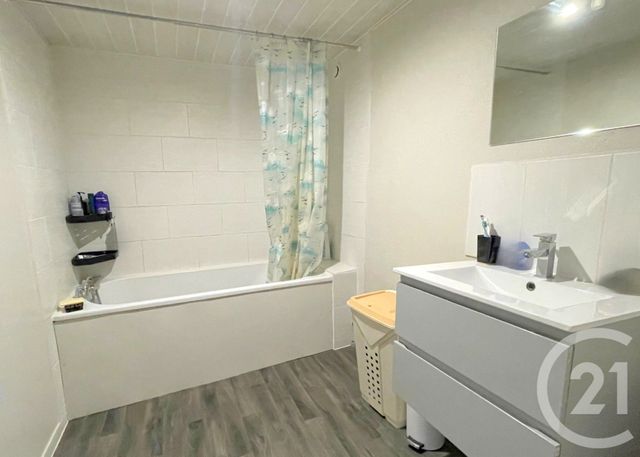 maison à vendre - 4 pièces - 164.64 m2 - VILLIEU LOYES MOLLON - 01 - RHONE-ALPES - Century 21 Déclic Immobilier