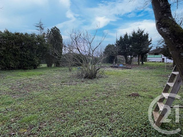 terrain - ST MAURICE DE GOURDANS - 01