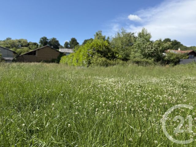 terrain à vendre - 484.0 m2 - BOURG ST CHRISTOPHE - 01 - RHONE-ALPES - Century 21 Déclic Immobilier