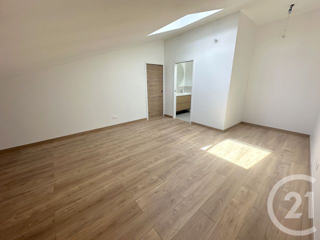 Appartement T4 à vendre - 4 pièces - 103.55 m2 - MEXIMIEUX - 01 - RHONE-ALPES - Century 21 Déclic Immobilier