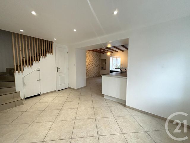 maison à louer - 4 pièces - 88.31 m2 - BOURG ST CHRISTOPHE - 01 - RHONE-ALPES - Century 21 Déclic Immobilier