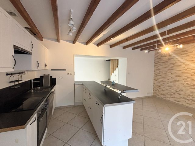 maison à louer - 4 pièces - 88.31 m2 - BOURG ST CHRISTOPHE - 01 - RHONE-ALPES - Century 21 Déclic Immobilier