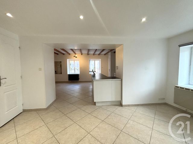 maison à louer - 4 pièces - 88.31 m2 - BOURG ST CHRISTOPHE - 01 - RHONE-ALPES - Century 21 Déclic Immobilier