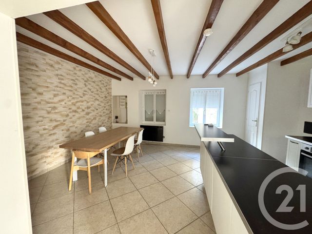 maison à louer - 4 pièces - 88.31 m2 - BOURG ST CHRISTOPHE - 01 - RHONE-ALPES - Century 21 Déclic Immobilier