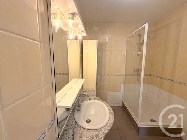 Appartement F3 à louer - 3 pièces - 68.0 m2 - MEXIMIEUX - 01 - RHONE-ALPES - Century 21 Déclic Immobilier