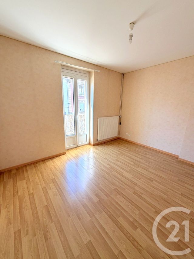 Appartement F3 à louer - 3 pièces - 68.0 m2 - MEXIMIEUX - 01 - RHONE-ALPES - Century 21 Déclic Immobilier
