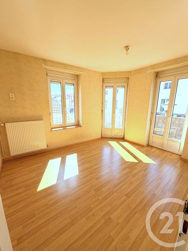 Appartement F3 à louer - 3 pièces - 68.0 m2 - MEXIMIEUX - 01 - RHONE-ALPES - Century 21 Déclic Immobilier