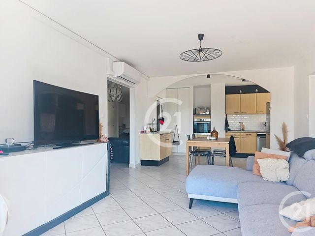 Appartement F5 à vendre - 5 pièces - 110.7 m2 - LAGNIEU - 01 - RHONE-ALPES - Century 21 Déclic Immobilier