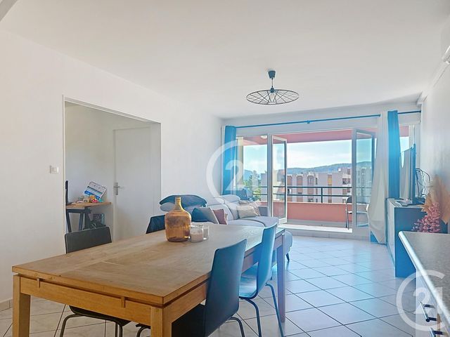 Appartement F5 à vendre - 5 pièces - 110.7 m2 - LAGNIEU - 01 - RHONE-ALPES - Century 21 Déclic Immobilier