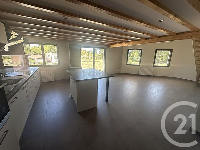 Appartement F4 à vendre - 4 pièces - 84.0 m2 - CHARNOZ SUR AIN - 01 - RHONE-ALPES - Century 21 Déclic Immobilier