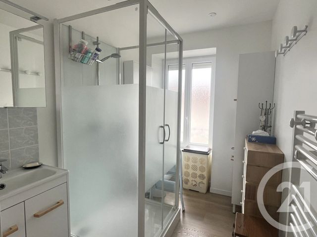 Appartement T2 à louer - 2 pièces - 44.29 m2 - MEXIMIEUX - 01 - RHONE-ALPES - Century 21 Déclic Immobilier