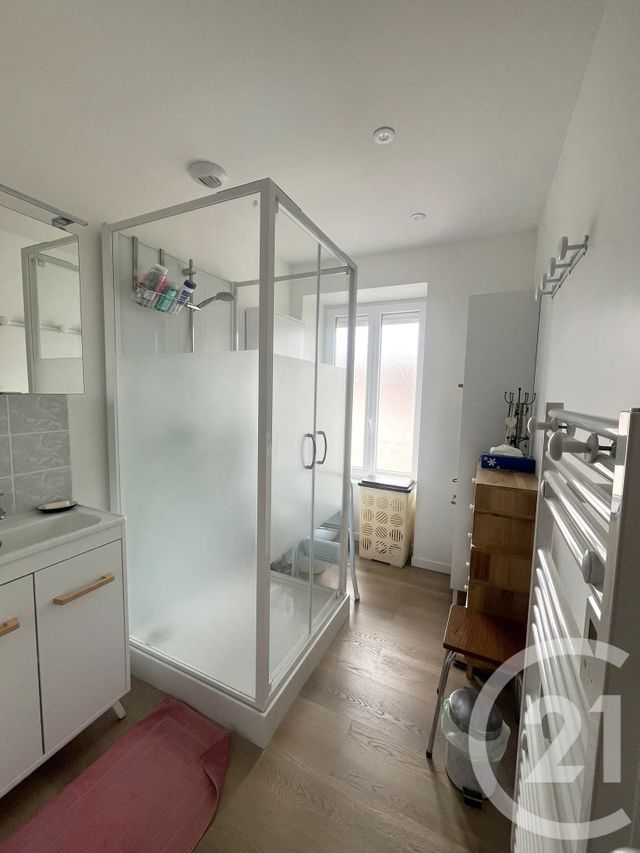 Appartement T2 à louer - 2 pièces - 44.29 m2 - MEXIMIEUX - 01 - RHONE-ALPES - Century 21 Déclic Immobilier